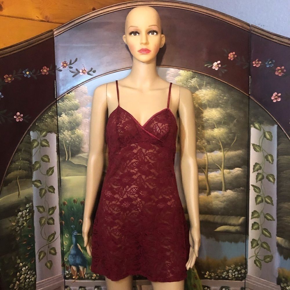 Chemise Lingerie Spaghetti Straps Lace Wine S EUC